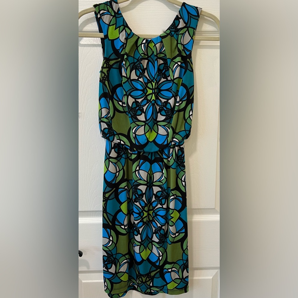 Maggy L Women Size 4 Pullover Dress Sleeveless Colorful Geometric Print Stretch